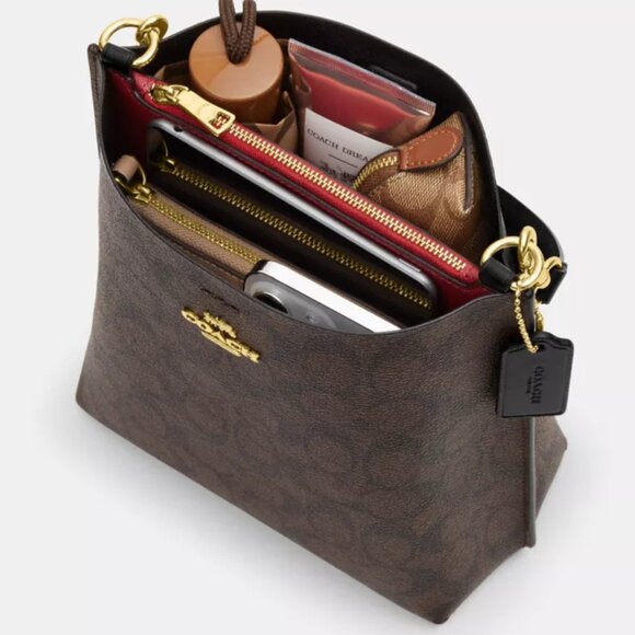 NWT ✅ Coach MOLLIE Bucket Bag 22 in Signature Canvas ⭐ NWT - Picture 4 of 17